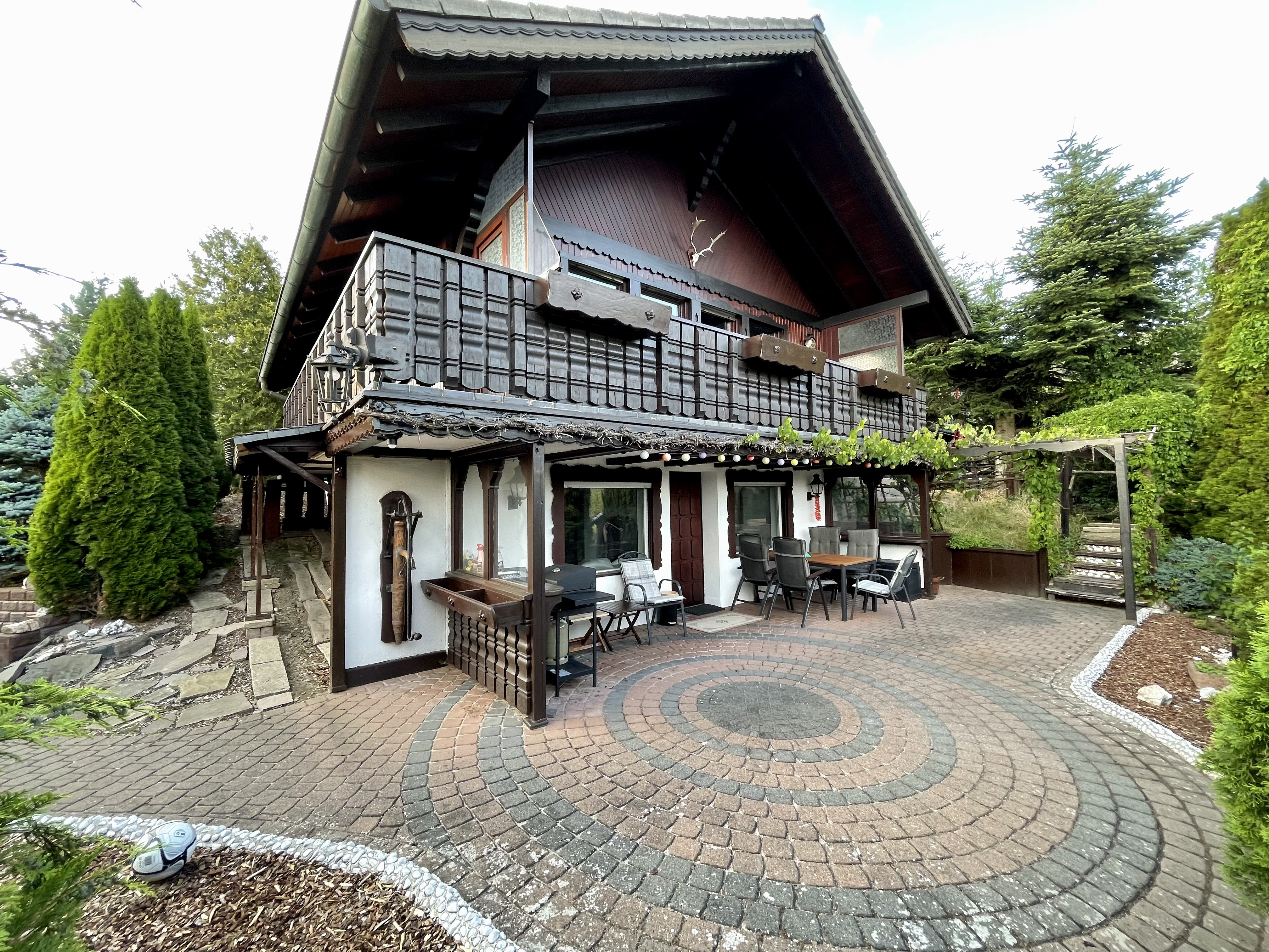 Haus Balke – Ferienhaus in Hatzfeld an der Eder mit Bergblick